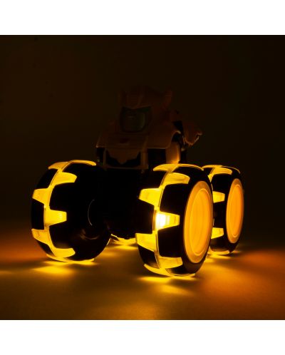 Електронна играчка Tomy - Monster Treads, Bumblebee, със светещи гуми - 6